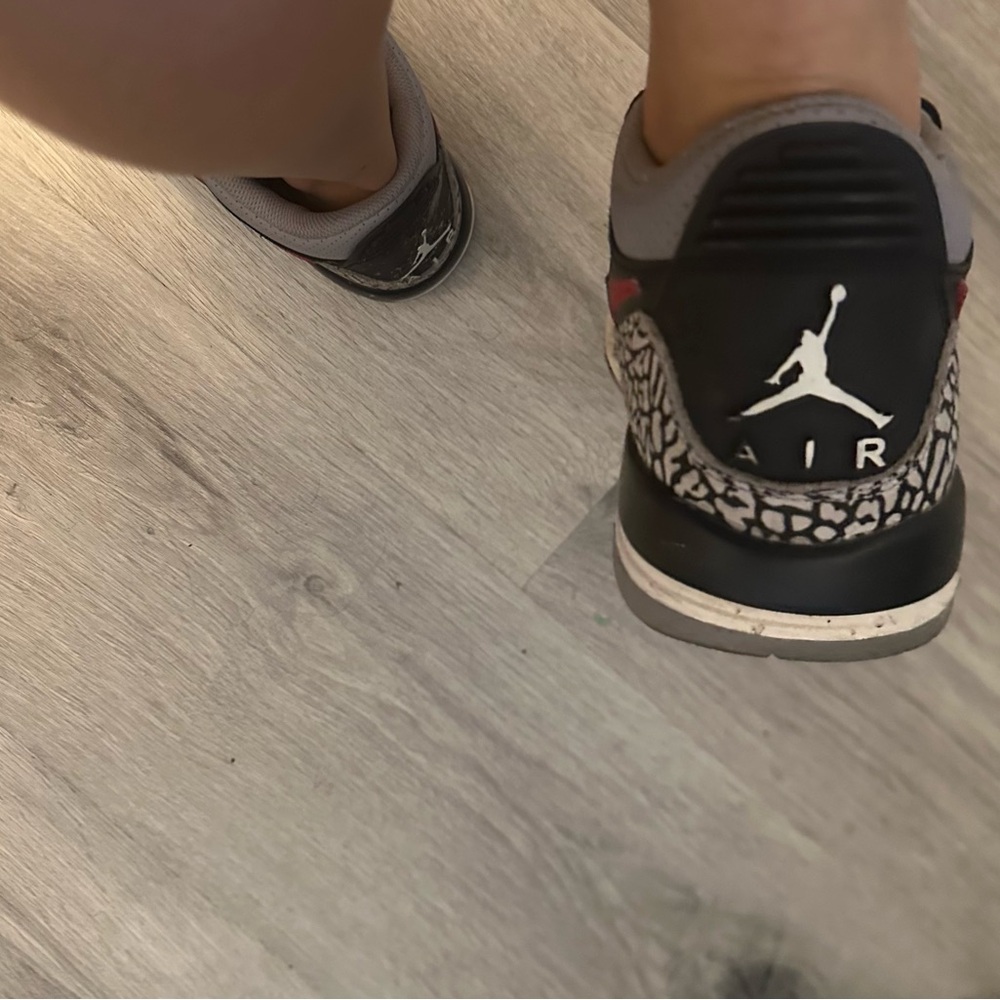 Nike Women's Black and Gray Sneakers